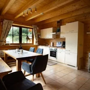 Appartement Haus Ingrid Kals-am Großglockner